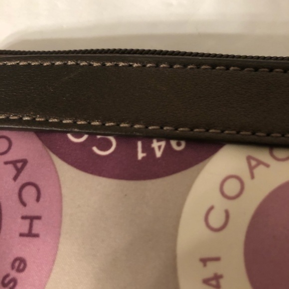 COACH pink snaphead wristlet